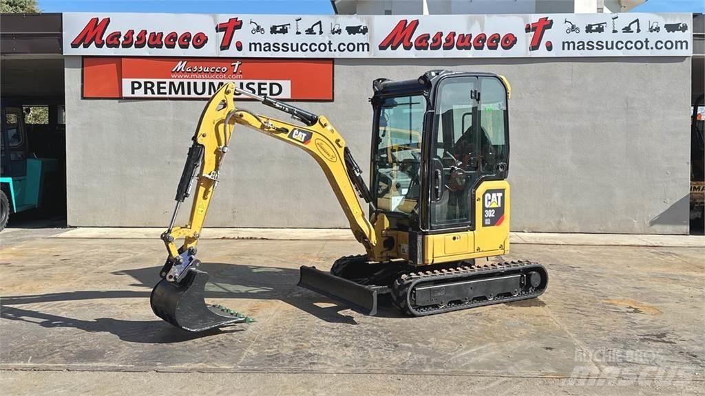 CAT 302CR Mini rýpadla < 7t