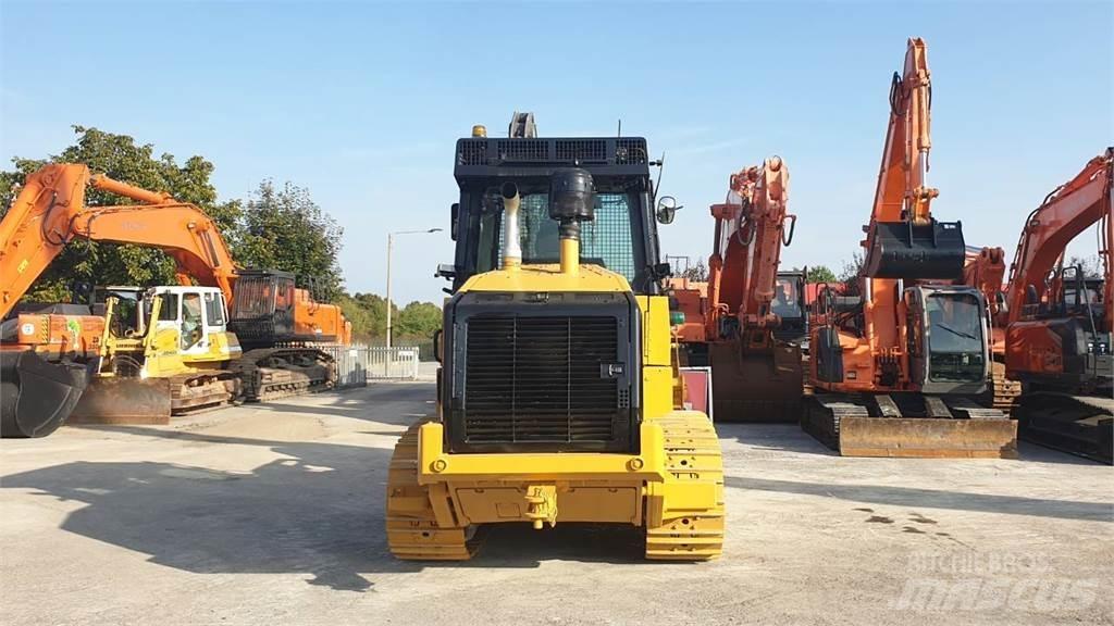 CAT 963D Kolové nakladače