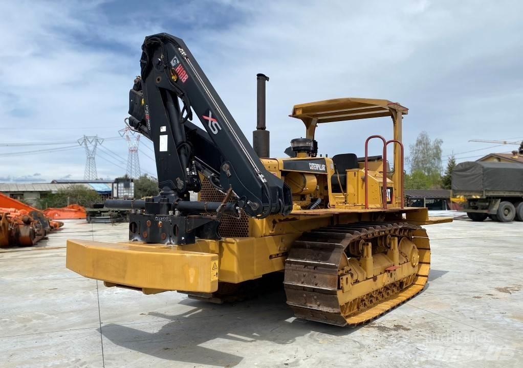 CAT D6D Potrubní zařízení