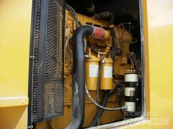 CAT GEP550 Osvětlovací stožáry