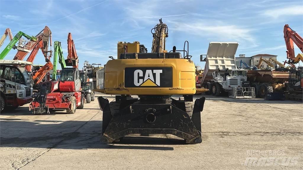 CAT M325D 4X4 Kolová rýpadla