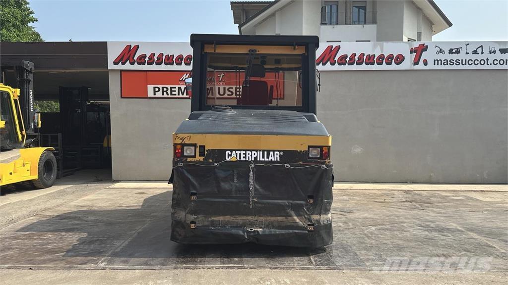 CAT PS-300B Půdní kompaktory