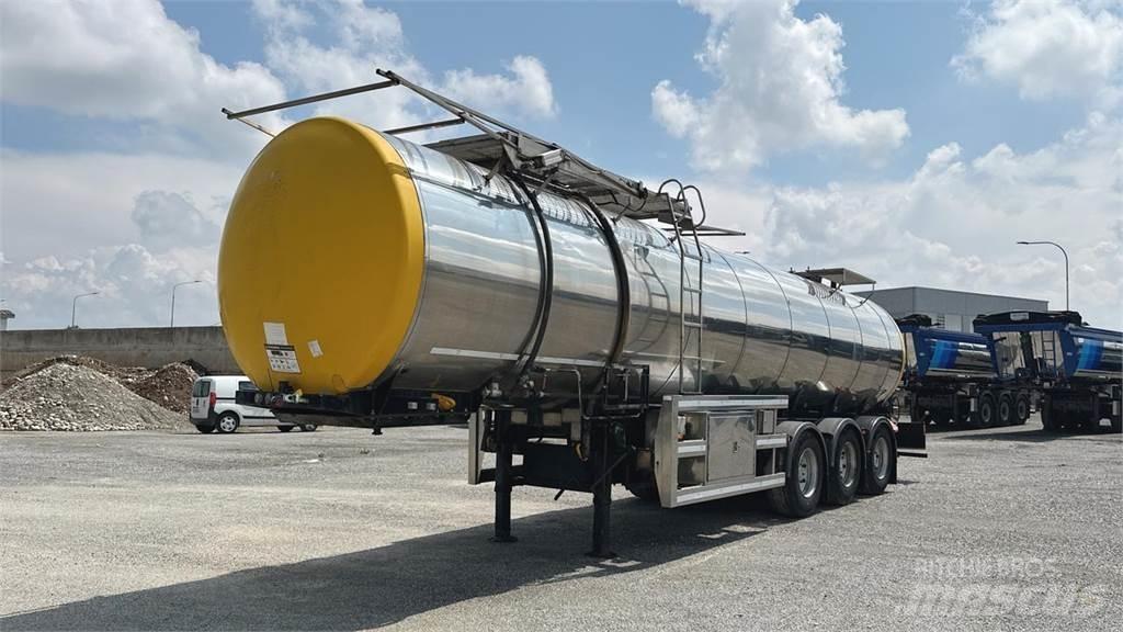  Clayton BITUMEN TANK Ostatní návěsy