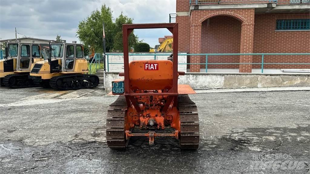 Fiat 312R Sněžné pluhy, přední sněhové radlice