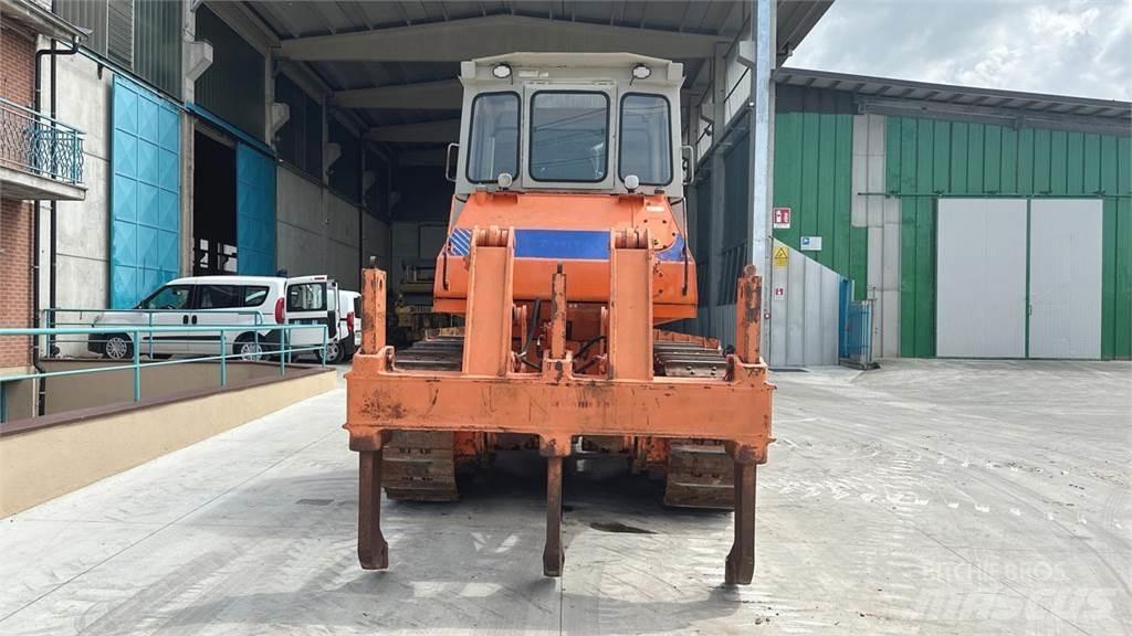 Fiat-Hitachi FD20 Pásové dozery