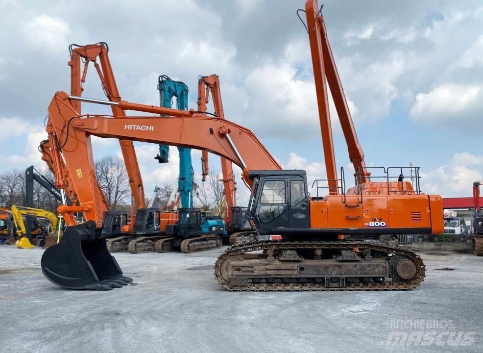 Hitachi EX800 Pásová rýpadla