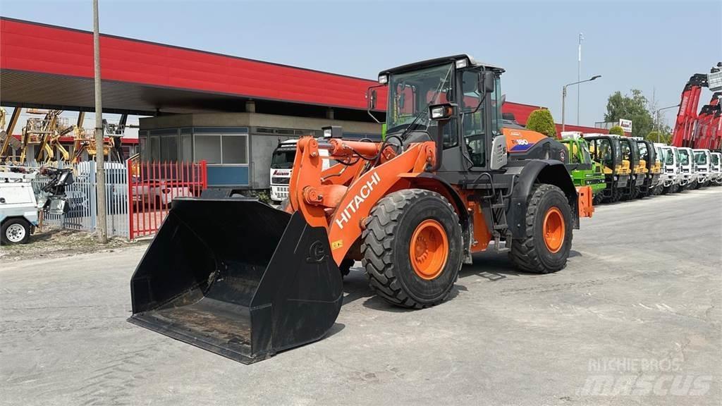 Hitachi ZW180-6 Kolové nakladače