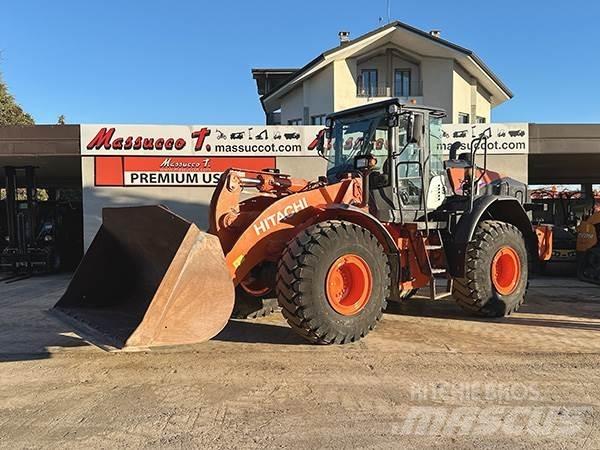 Hitachi ZW220-6 Kolové nakladače