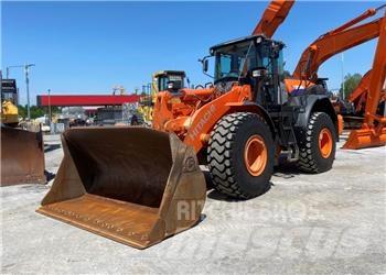 Hitachi ZW250-6 Kolové nakladače