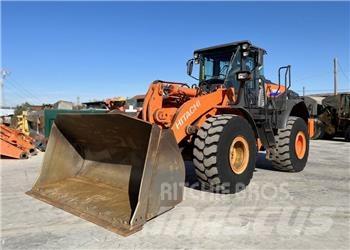 Hitachi ZW250-6 Kolové nakladače