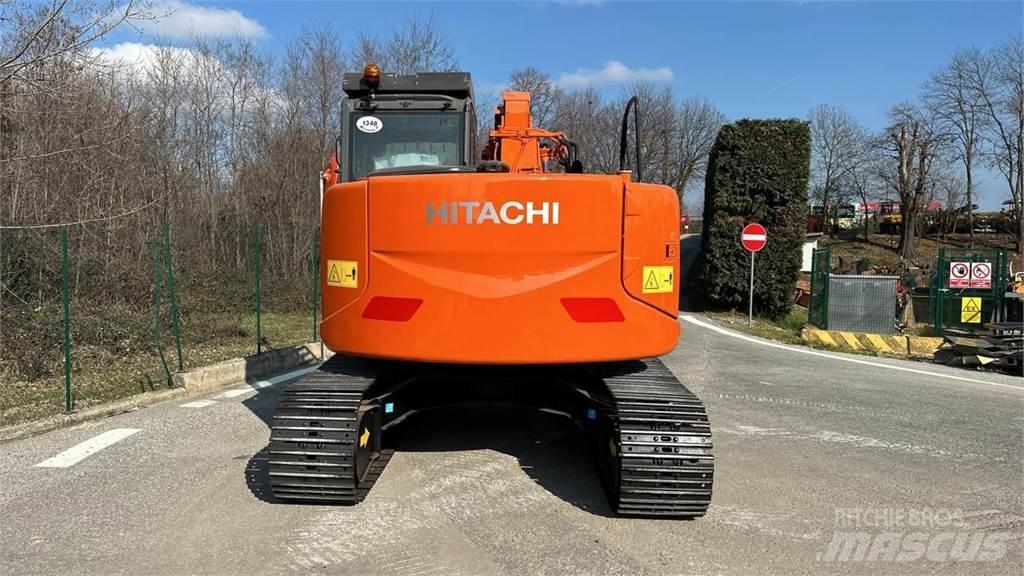 Hitachi ZX135US-3 Midi rýpadla 7t - 12t