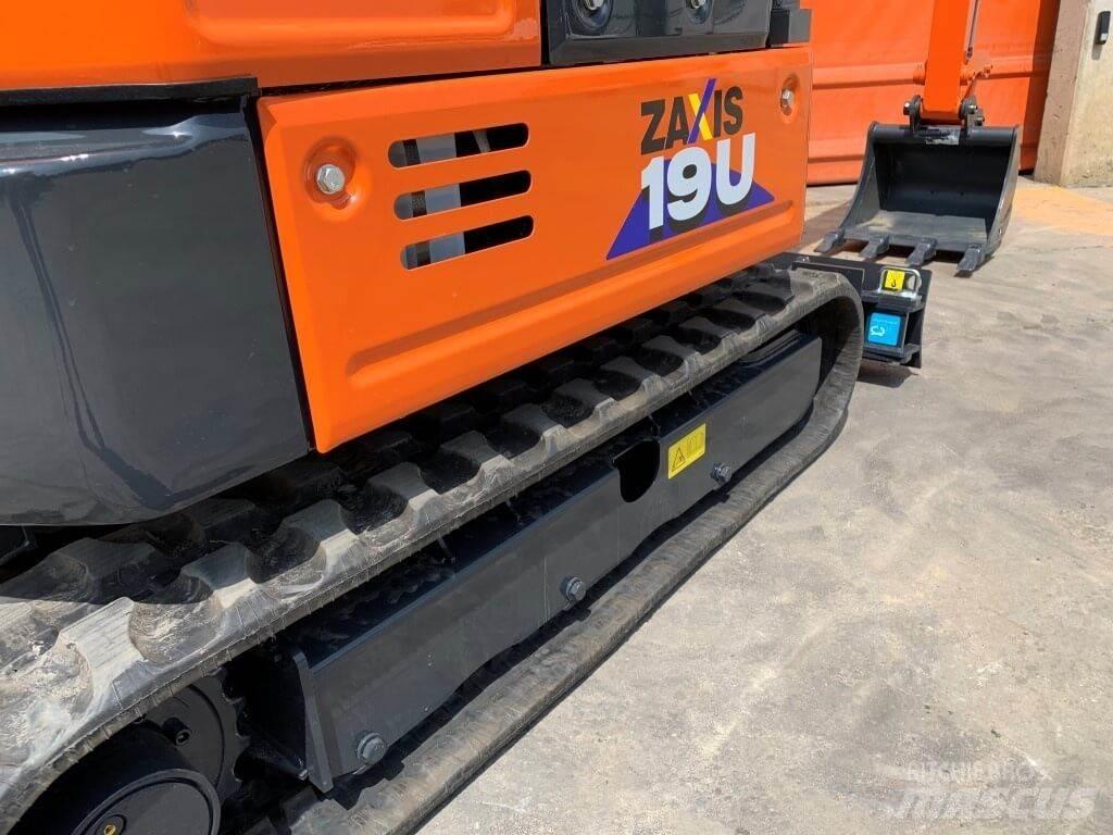 Hitachi ZX19U-6 Mini rýpadla < 7t