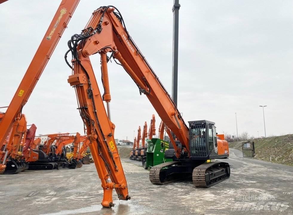 Hitachi ZX350LCN-3 DEM Pásová rýpadla
