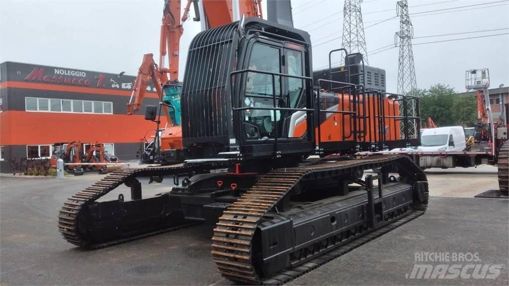 Hitachi ZX490LCH-7 Pásová rýpadla