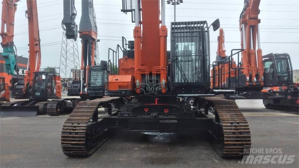 Hitachi ZX490LCH-7 Pásová rýpadla