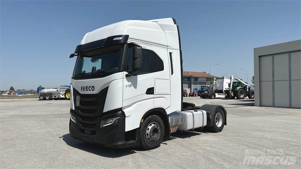 Iveco S-WAY 490 4x2 Další