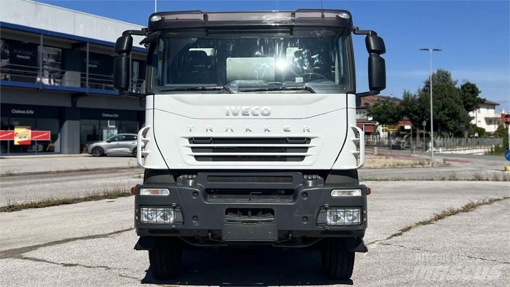 Iveco Trakker 410 8X4 Domíchávače betonu
