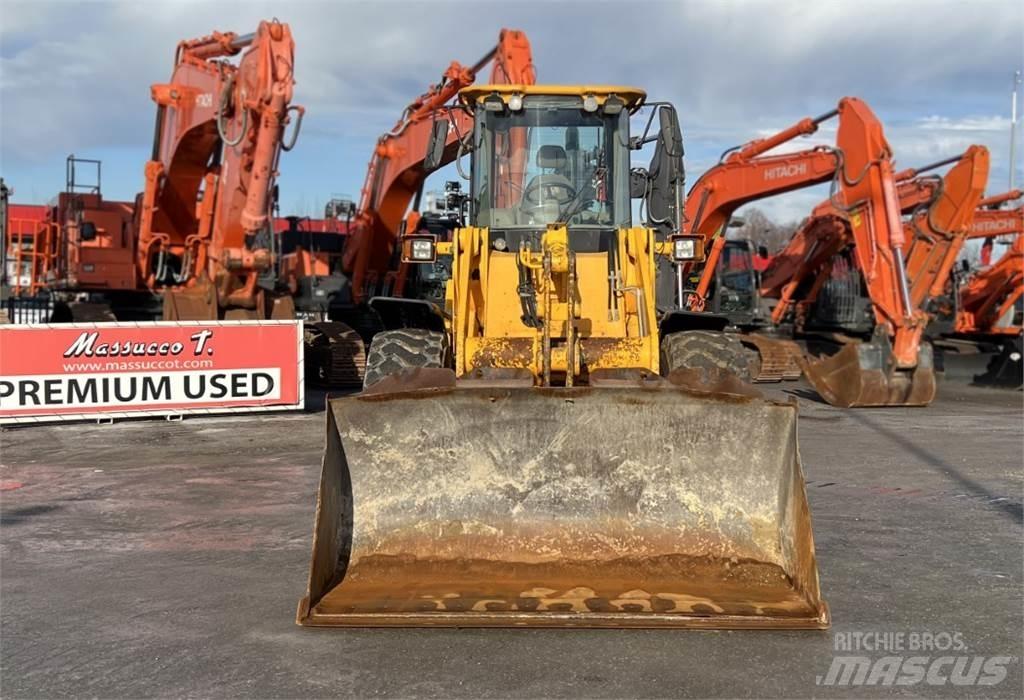 JCB 426 ZX Kolové nakladače