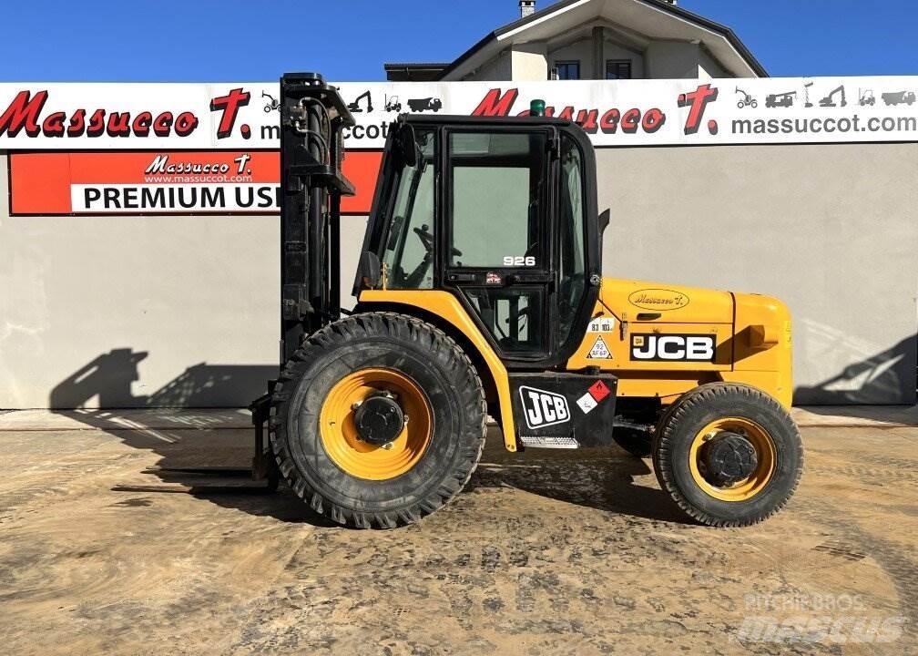 JCB 926 Terénní vysokozdvižné vozíky