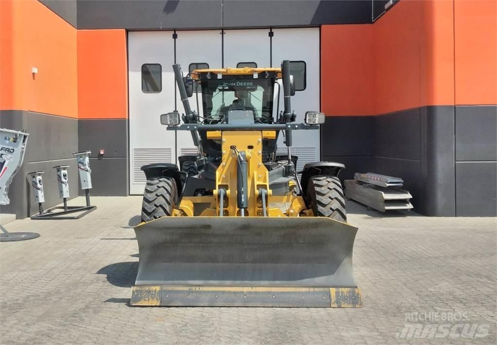 John Deere 622 GP 6X6 Pásové dozery