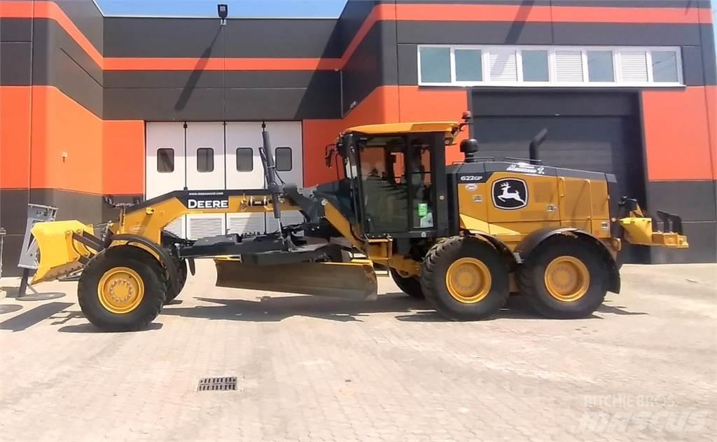 John Deere 622 GP 6X6 Pásové dozery