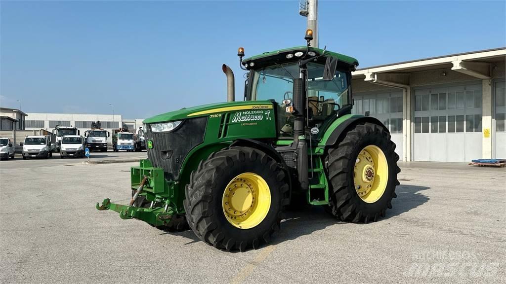 John Deere 7230R Sněžné pluhy, přední sněhové radlice