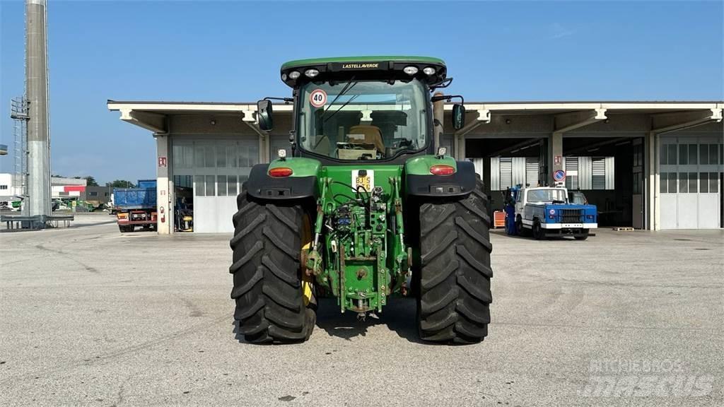 John Deere 7230R Sněžné pluhy, přední sněhové radlice