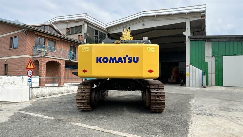 Komatsu PC700 LC-8E0 Pásová rýpadla