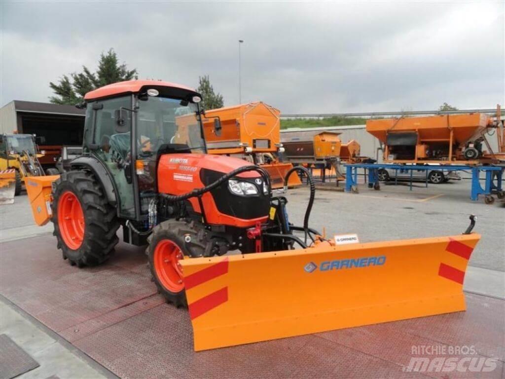 Kubota M 85.40 Narrow Sněžné pluhy, přední sněhové radlice