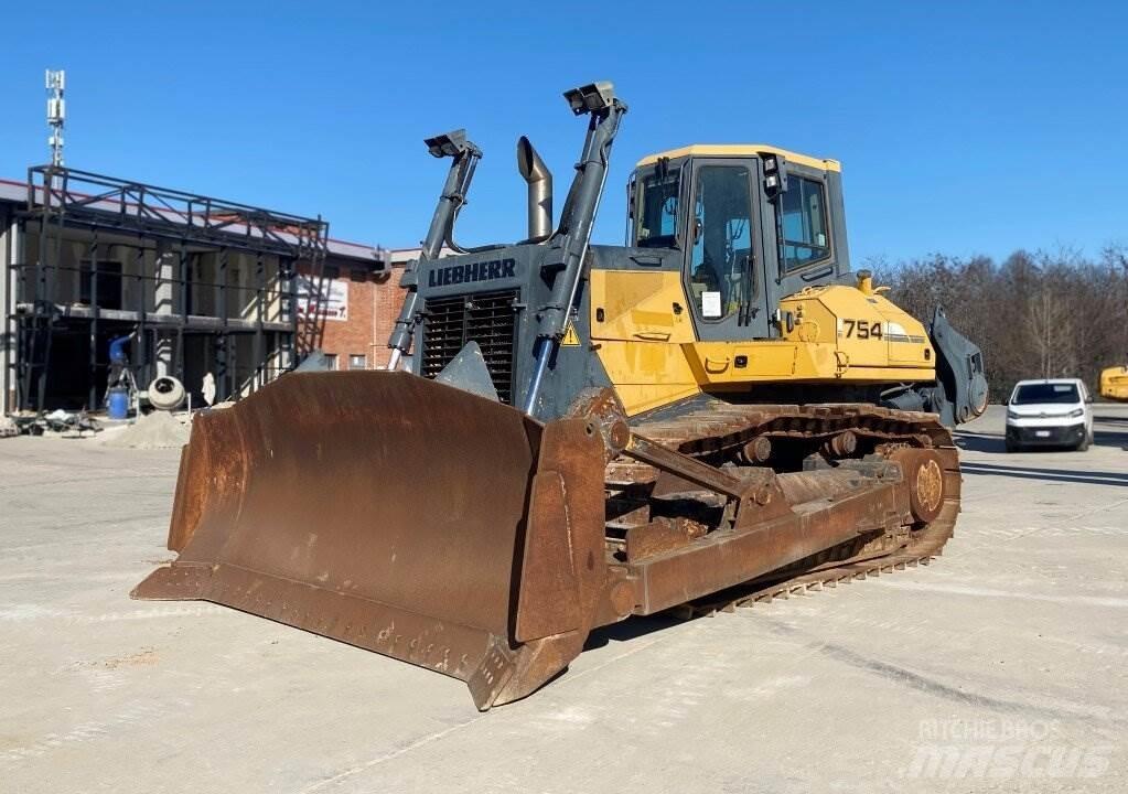 Liebherr 754 Pásové dozery