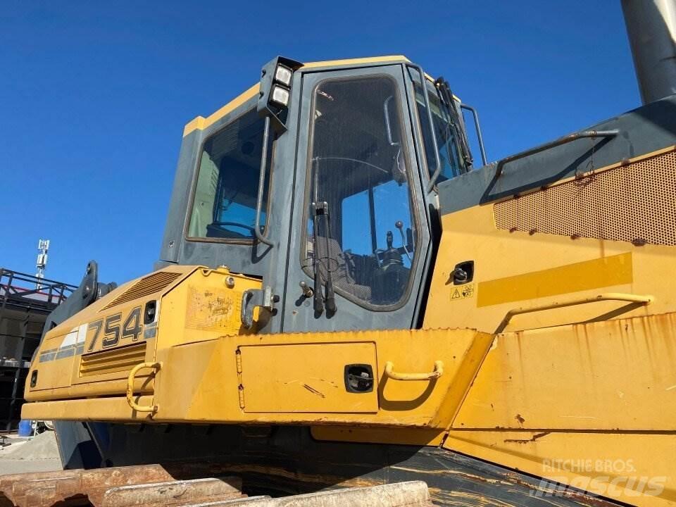 Liebherr 754 Pásové dozery