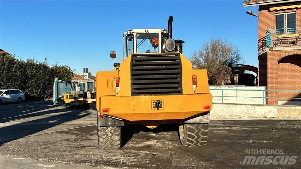 Liebherr L 551 Kolové nakladače