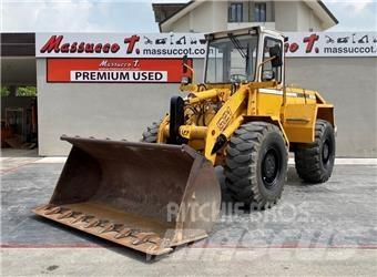 Liebherr L521 Kolové nakladače