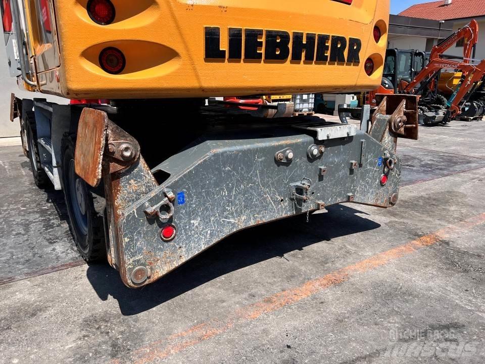 Liebherr LH22 Kolová rýpadla