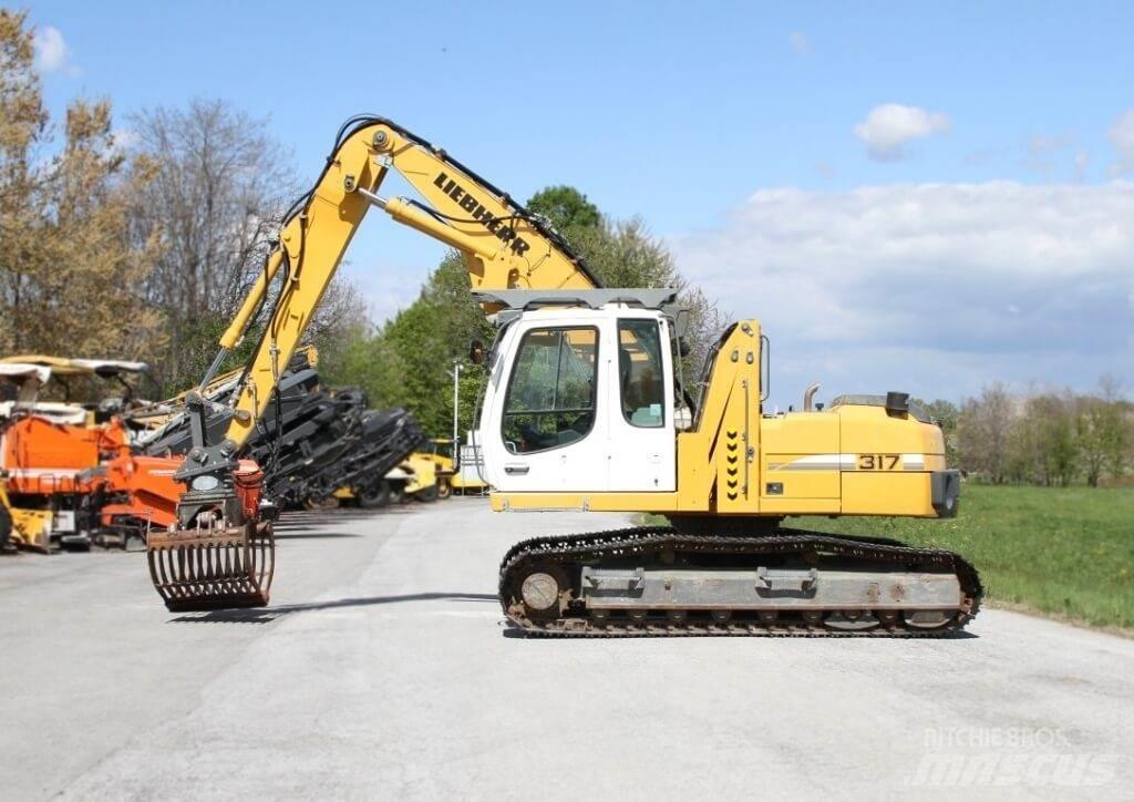 Liebherr R317 Litronic Kolová rýpadla