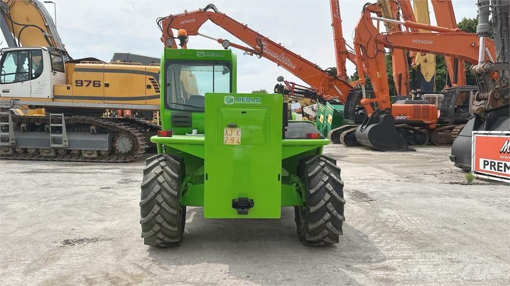 Merlo P38.13 PLUS Teleskopické manipulátory