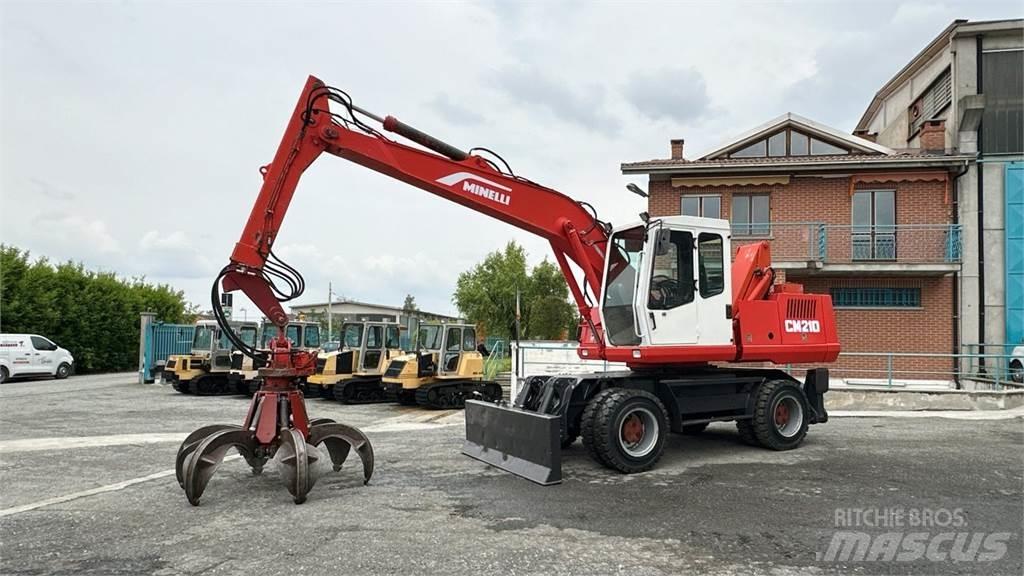 Minelli CM210 Kolová rýpadla