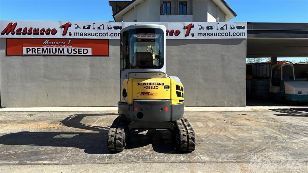 New Holland E 35.2 C Mini rýpadla < 7t