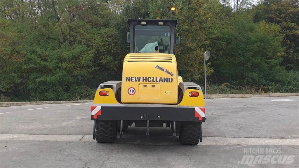 New Holland F.156.6/A Pásové dozery