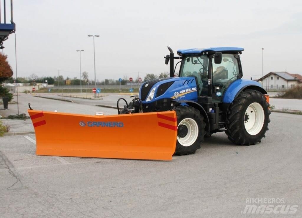 New Holland T7.190 Sněžné pluhy, přední sněhové radlice