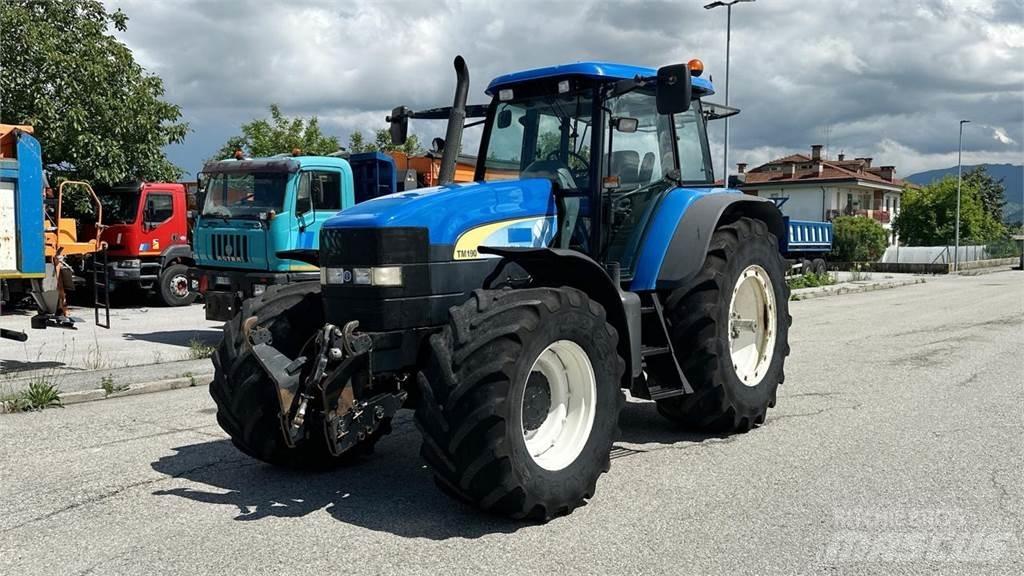 New Holland TM190 4X4 Sněžné pluhy, přední sněhové radlice