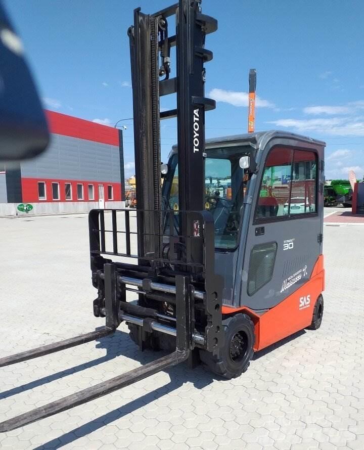 Toyota 8FBMT30 Akumulátorové vozíky