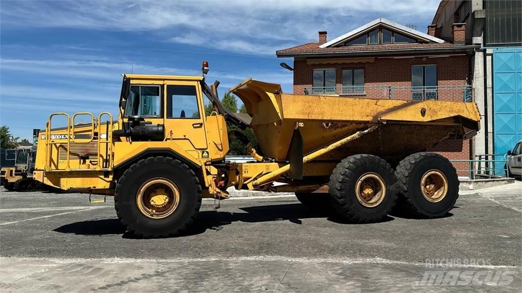 Volvo A25C 6X6 Vyklápěcí dempry
