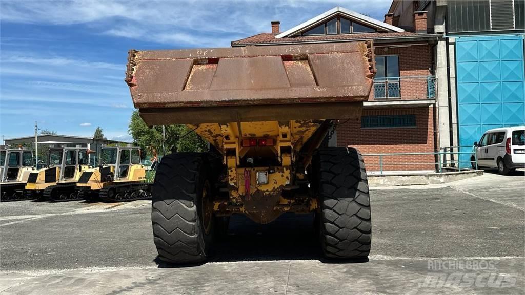 Volvo A25C 6X6 Vyklápěcí dempry
