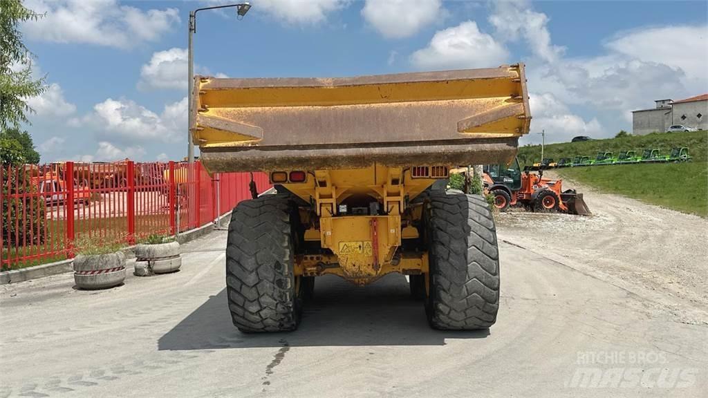 Volvo A30G 6x6 Vyklápěcí dempry
