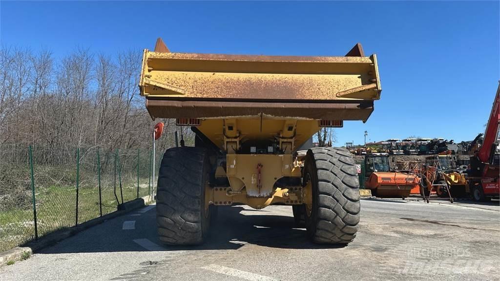 Volvo A40F 6x6 Vyklápěcí dempry