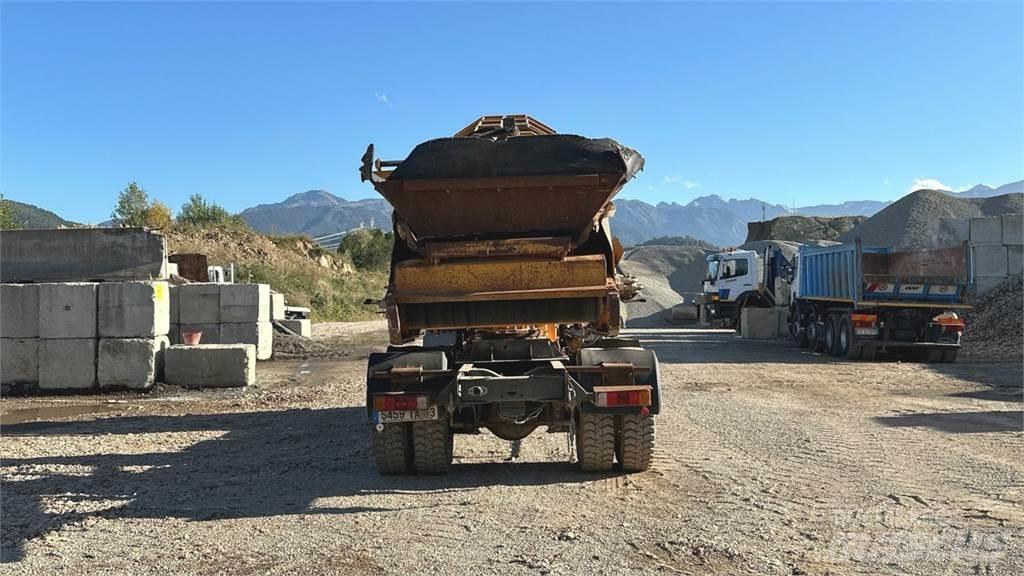 Volvo FL619 4X2 Dopravníky