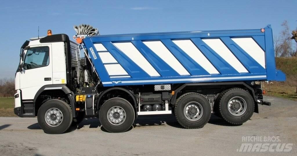 Volvo FMX 500. 8x4 Další