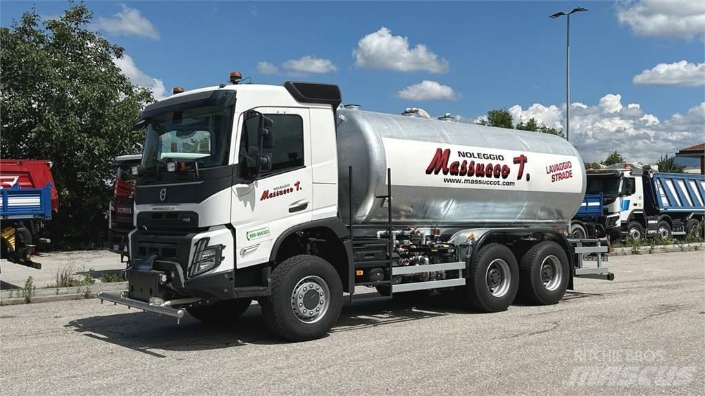 Volvo FMX 6X6 Cisternové vozy