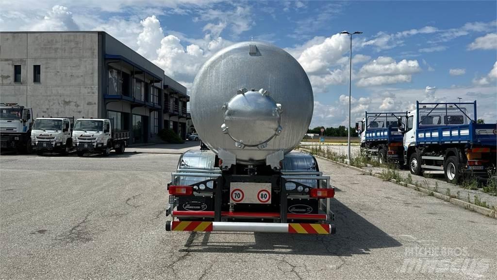 Volvo FMX 6X6 Cisternové vozy
